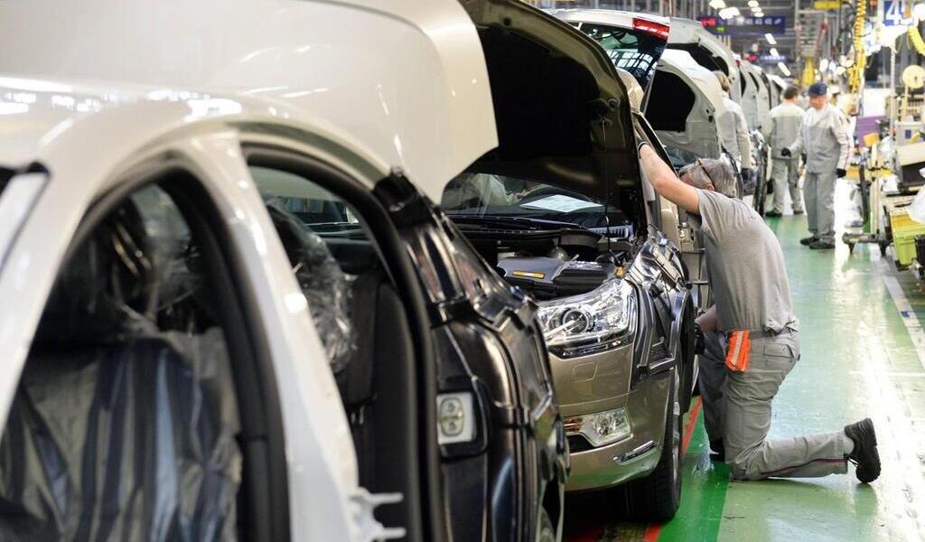 Stellantis à Rennes : ce que l'on sait sur la future voiture électrique  produite à la Janais - France Bleu