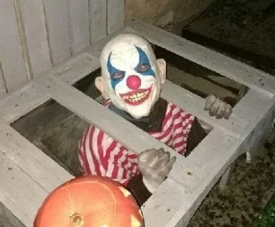 photo  à travers le département, les amateurs de frissons seront ravis selon les diverses animations. l’un des meilleurs endroits pour se faire peur : la chapelle-saint-rémy, samedi soir.  &copy;  archives « le maine libre » 