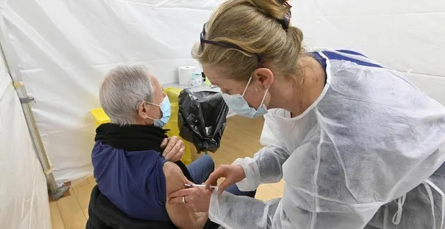 photo  une campagne de vaccination contre le covid-19 à domicile pour les plus de 80 ans est organisée par la préfecture de l’orne  &copy;  thierry creux / ouest-france 