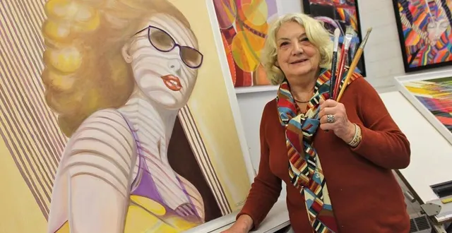 photo  chantal albagli, ancienne maire de dureil, s’adonne désormais à sa passion pour la peinture.  &copy;  ouest-france 
