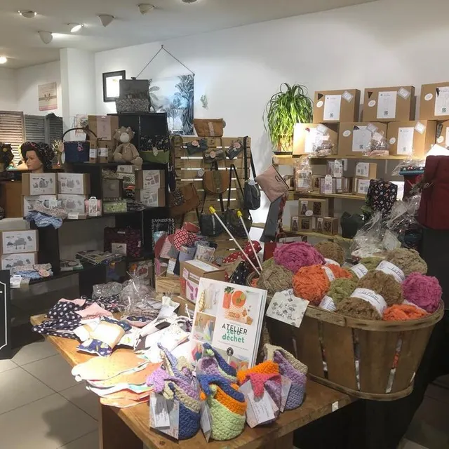 photo de l’aveu de toutes, l’espace mis à leur disposition cette année est beaucoup plus agréable que celui de l’an passé.  ©  ouest-france