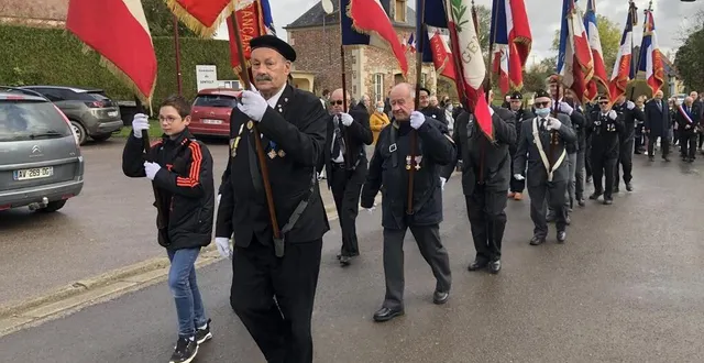 photo  les porte-drapeaux accompagnés d’un nouveau membre, alois vivier, 11 ans, à gauche, était porte-drapeau pour la première fois.  &copy;  ouest-france 