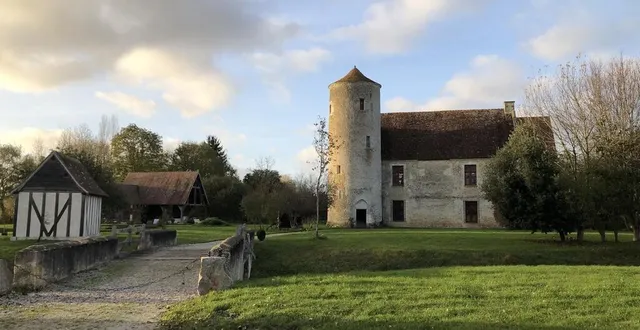 photo  le château de la barronerie d’aunou est aussi appelé la tour aux anglais.  &copy;  ouest-france 