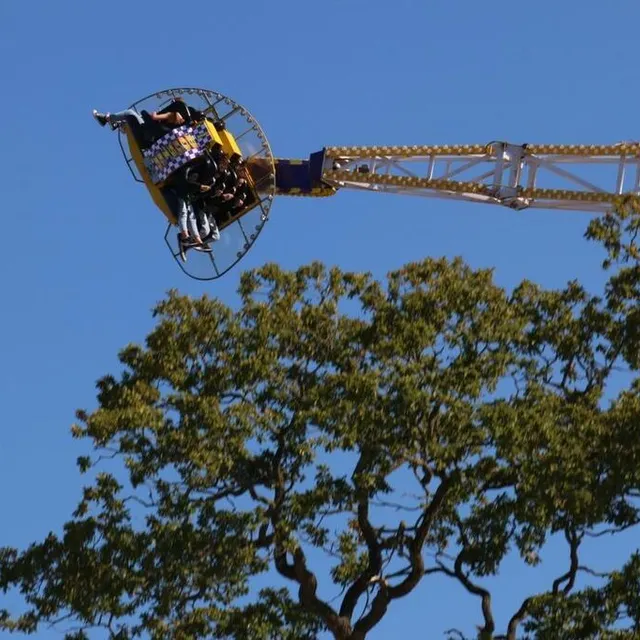 photo parmi les immanquables de la fête, il y a bien sûr les manèges.  ©  ouest-france