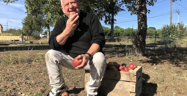 photo  jean-pierre alcan, l’ancien boulanger à l’origine de la fête des pommes du bailleul continue d’y participer quarante ans plus tard.  &copy;  ouest-france 