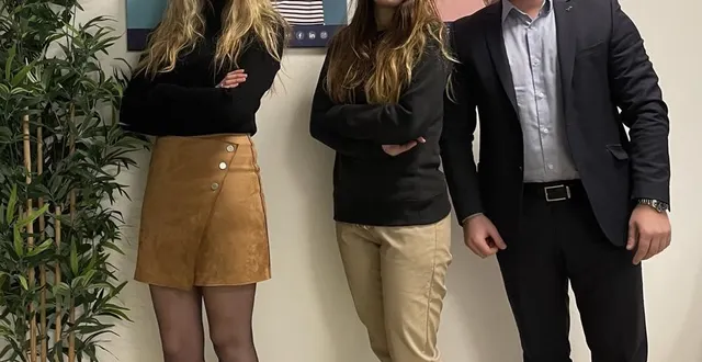 photo  de gauche à droite, julie pousse et heidi mestre, chargées de recrutement à l’agence d’intérim staffmatch au mans (sarthe) et antoine breteau, responsable des agences de tours et du mans.  &copy;  antoine breteau 