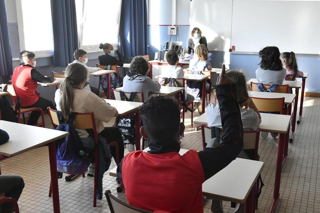 Pont du 11 novembre 2021 les élèves doiventils aller à l’école