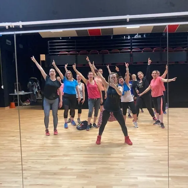 photo des cours de pilates et autres pratiques corporelles sont réservés pour les membres du groupe féminin.  ©  photo audacieuses’mans