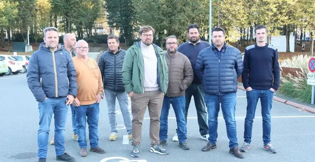 photo  les forains sont remontés contre la décision de la mairie. « on ne veut pas bloquer la ville ! mais on veut travailler normalement. »  &copy;  le maine libre 