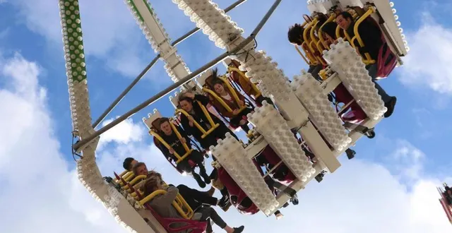 photo  au mans, une centaine de forains s’était organisée pour s’installer du 23 octobre au 14 novembre 2021 sur le site du panorama, tout près de l’aéroport du mans pour la traditionnelle foire de la toussaint. tout est remis en cause après une réunion tenue en mairie, mercredi 13 octobre. et au sujet de la hauteur maximum des manèges.  &copy;  archives 