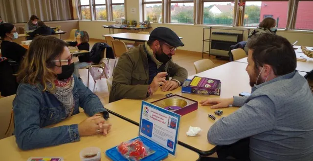 photo  jouer, ce n’est pas que pour les enfants.  &copy;  le maine libre 