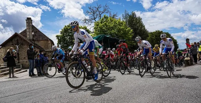 photo  l’édition du grand prix neufchâtel-en-saosnois (sarthe) 2021.  &copy;  ucmn 