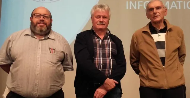 photo  stéphane marendeau, président du coc, jean-michel chiquet et jean-claude cornilleau, deux anciens présidents.  &copy;  le maine libre 