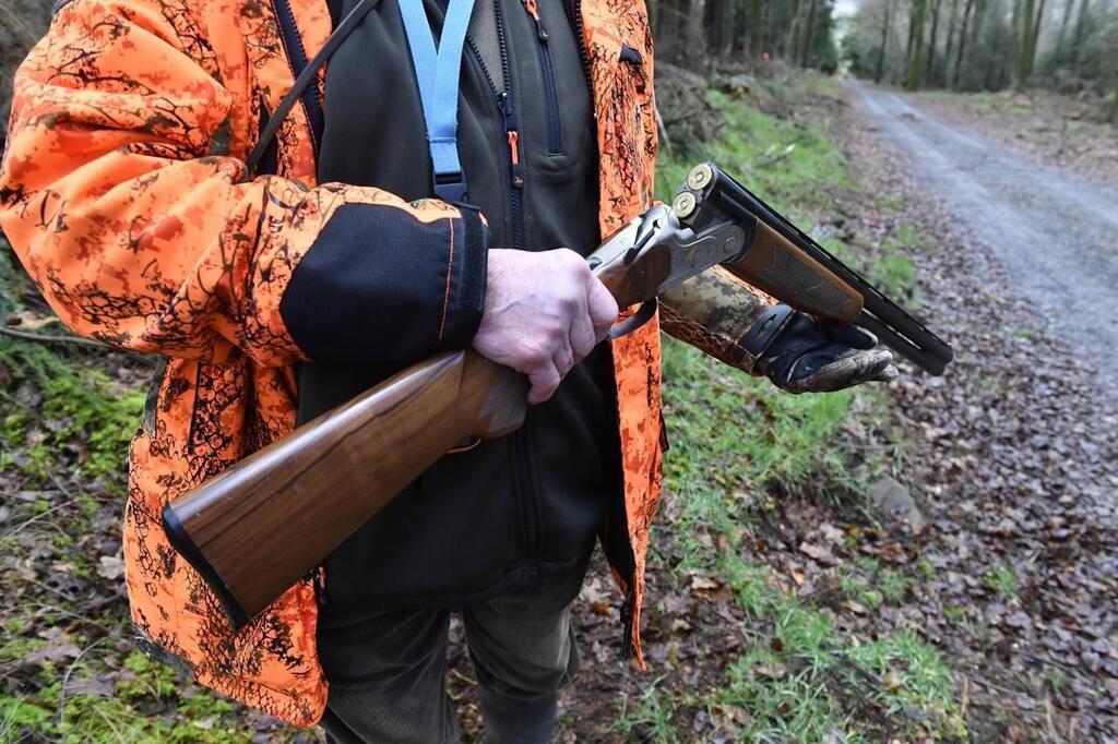 En Bretagne la balle avait travers la v randa le chasseur