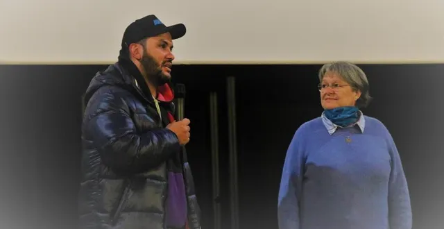 photo  mardi soir, à l’initiative de l’association cap anjou bleu présidée par isabelle de pontevès (à droite), tarik ben salah a présenté son documentaire « hymne à l’inclusion » au cinéma le maingué, à segré.  &copy;  ouest-france 