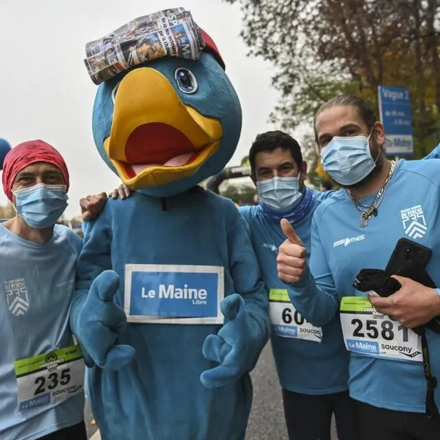 photo la cinquième édition des 10 km du maine libre, samedi 20 novembre 2021.  ©  denis lambert
