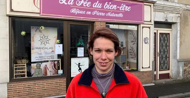 photo  pauline segaut a ouvert mi-octobre son atelier de bijoux en pierre naturelle, la fée du bien-être, 17, rue anatole-carré.  &copy;  ouest-france 