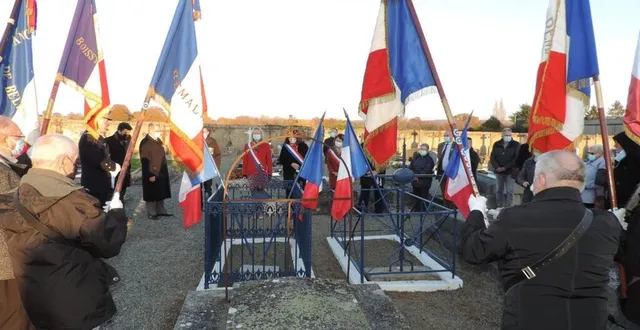 photo  les tombes du capitaine mauger et des six soldats ont été restaurées par le souvenir français.  &copy;  ouest-france 
