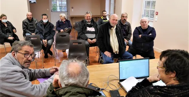 photo  une vingtaine de participants à l’assemblée générale, dimanche.  &copy;  ouest-france 
