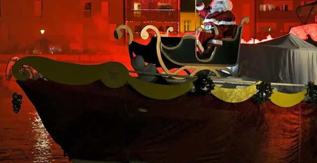 photo  le père noël arrivera sur son bateau à la fête de noël du port le samedi 18 décembre 2021.  &copy;  archives 
