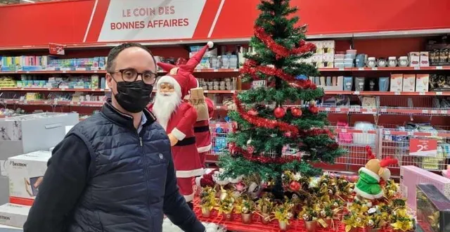 photo  simon fouchet, nouveau gérant de carrefour sud le mans.  &copy;  dr 