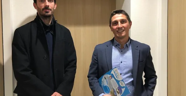 photo  renan bourgeais et christophe tripet, du syndicat d’eau de l’anjou, le martèlent : « l’ars précise qu’il n’y a pas de risque pour la santé malgré le fait que l’eau soit non-conforme. »  &copy;  ouest-france 