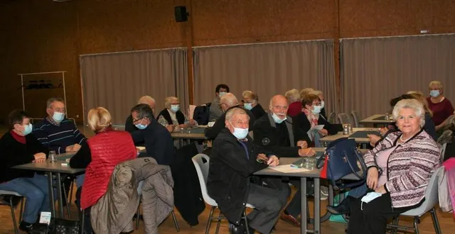 photo  les participants malgré la pandémie sont tout sourire et très heureux de se retrouver.  &copy;  le maine libre 