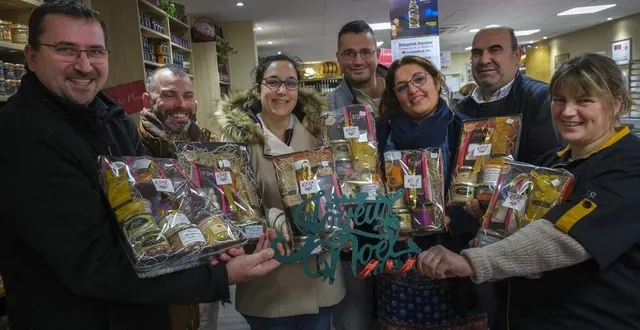 photo  association d’artisans des métiers de bouche qui commercialisent leurs produits locaux au marché de noël au mans.  &copy;  le maine libre – denis lambert 