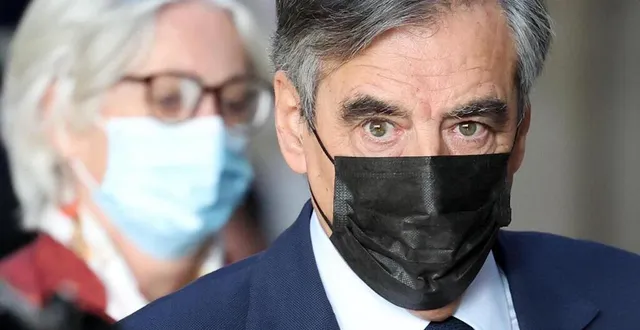 photo  l’ancien premier ministre francois fillon et sa femme penelope fillon photographiés le 22 novembre lors de leur arrivée au tribunal.  &copy;  thomas coex / afp 