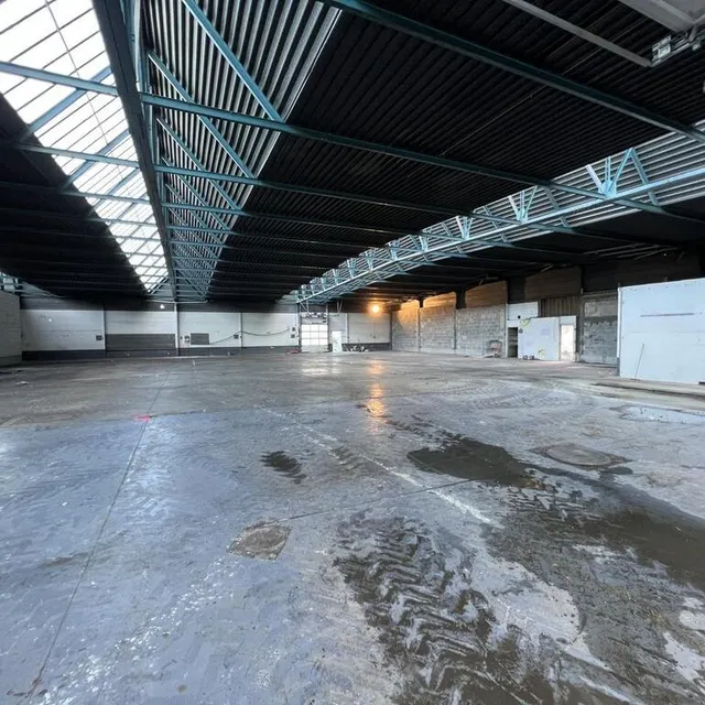 photo cette première cellule commerciale de 1 000 m 2 sera livrée pour mi-janvier 2022.  ©  ouest-france