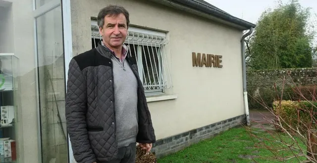 photo  michel gendry, le maire de parcé-sur-sarthe, fera partie de la délégation sarthoise présente à paris ce samedi 4 décembre.  &copy;  ouest-france 