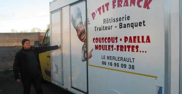 photo  p’tit franck quitte le marché hebdomadaire du jeudi matin au merlerault.  &copy;  ouest-france 