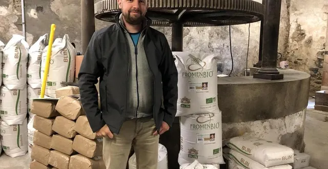 photo  matthieu blin est à la tête de la minoterie éponyme depuis 2010. il y travaille avec trois autres salariés.  &copy;  ouest-france 