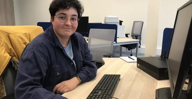 photo  âgée de 22 ans, safia bechata bénéficie des infrastructures du campus connecté, à caligny, dans l’orne, pour suivre son bts à distance.  &copy;  ouest-france 