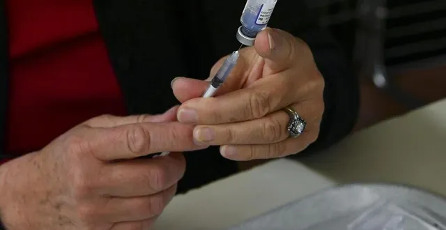 photo  les pharmacies proposent les vaccins moderna et pfizer.  &copy;  archives le maine libre – yvon loué 