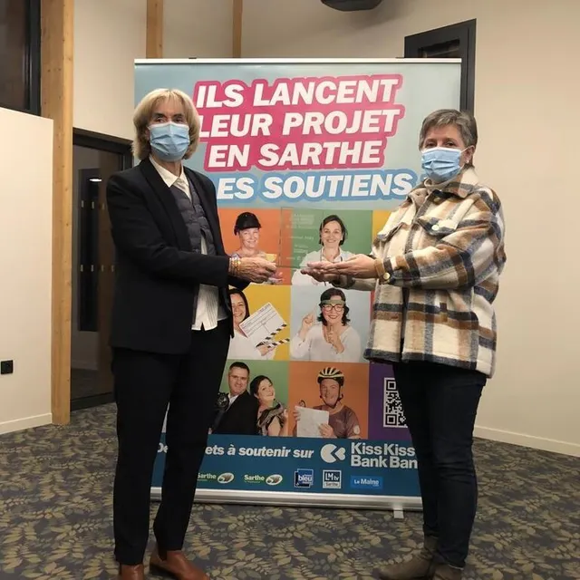 photo sandrine pairel lors de la remise des prix organisée par sarthe tourisme et sa présidente véronique rivron.  ©  le maine libre