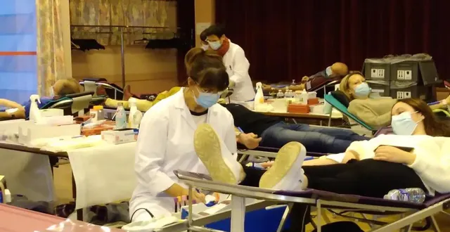 photo  les donneurs de sang toujours fidèles à la collecte. 