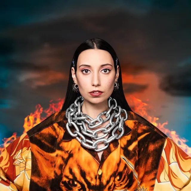 photo kalika bousculera les codes, sur la scène du biches festival.  ©  dr