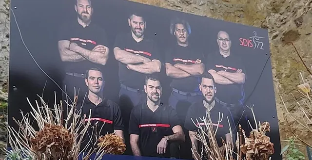 photo  des bâches grand format illustrées des photos des pompiers locaux, faites par guillaume lebreton, ont été installées à différents endroits de saint-michel et dollon.  &copy;  le maine libre 