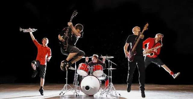 photo  outrage partira, samedi soir, à l’abordage de l’alambik. une belle fête offerte par un groupe sur la brèche, depuis 25 ans sans interruption.  &copy;  ouest-france 