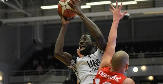 photo  mouhammad faye (15 points) et les rennais ont décroché un succès important face à un adversaire direct dans la course au maintien.  &copy;  jocelyne régent 