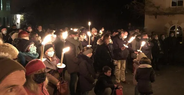 photo  près de 200 personnes ont suivi cette balade contée.  &copy;  ouest-france 