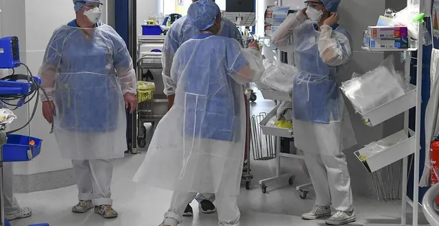 photo  huit personnes malades du covid-19 sont actuellement prises en charge au service de réanimation du centre hospitalier du mans.  &copy;  le maine libre – yvon loue 