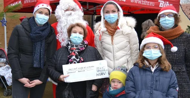 photo  une partie de l’équipe médicale, récompensée par l’acav.  &copy;  le maine libre 