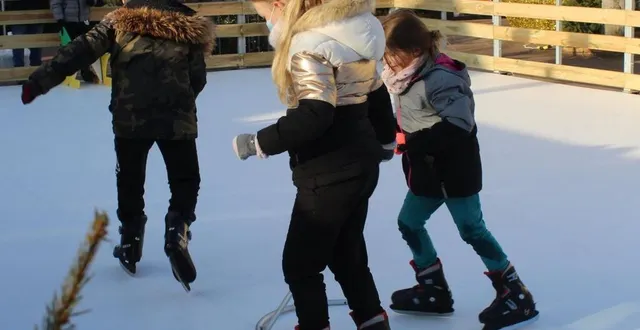 photo  il ne manque plus que la neige pour croire évoluer sur une vraie patinoire de glace.  &copy;  le maine libre 
