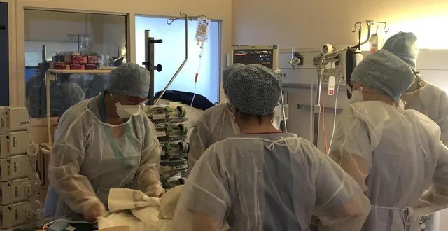 photo  l’hôpital du mans (sarthe) doit faire face à la 5e vague de covid-19.  &copy;  ouest-france 