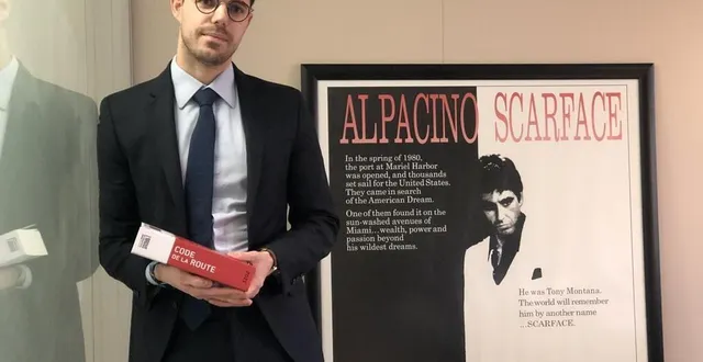 photo  spécialisé dans le droit routier, me calderero cherche « la petite bête » pour sauver les automobilistes et les permis de conduire.  &copy;  photo le maine libre 