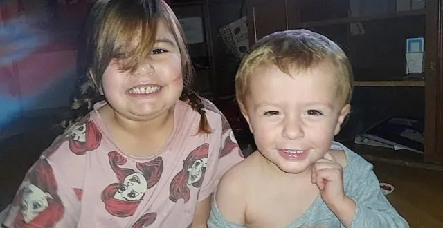 photo  louane en compagnie de son frère naël.  &copy;  dr 