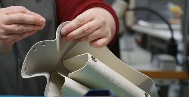 photo  le groupe tolomei recrute toujours pour ses sites de production de maroquinerie de luxe en sarthe, notamment à la chartre-sur-le-loir.  &copy;  groupe tolomei 