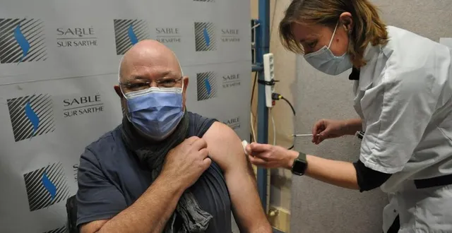 photo  emmanuel, de parcé-sur-sarthe, a été vacciné par aurélie.  &copy;  le maine libre 